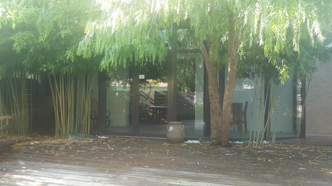 Les Aromatiques - Terrasse & Parking Prive A Villeneuve Les Avignon - Proche Golf Academy Exteriör bild